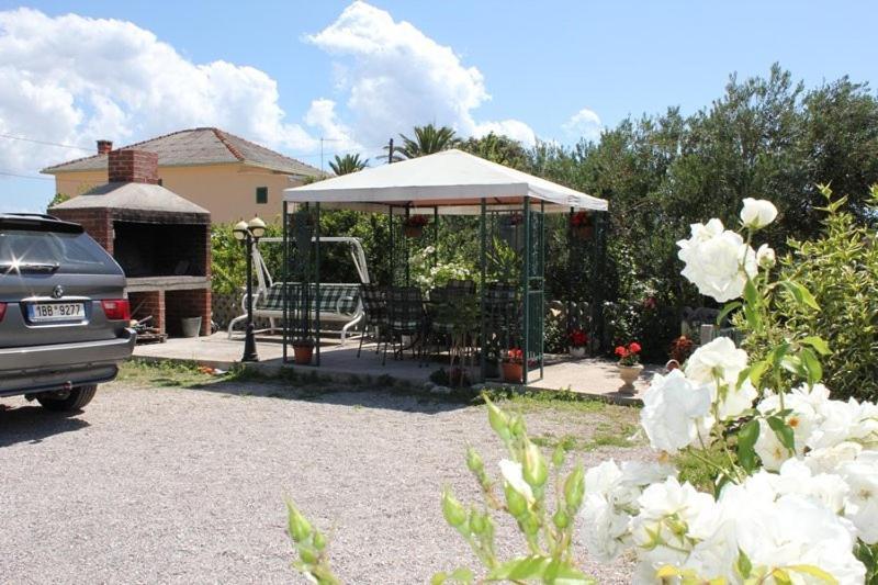 Sara Apartment Podstrana Exterior photo